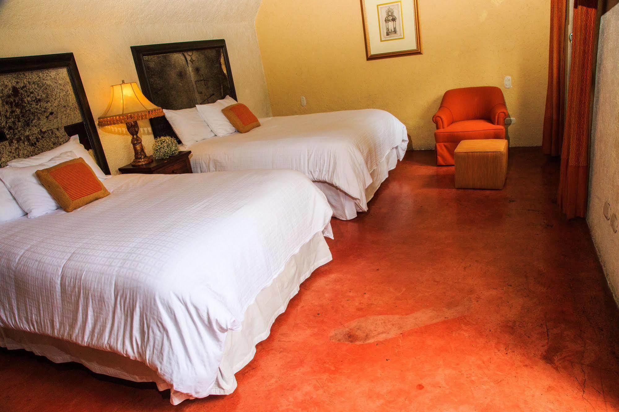 Hotel Lo De Bernal Antigua Zewnętrze zdjęcie